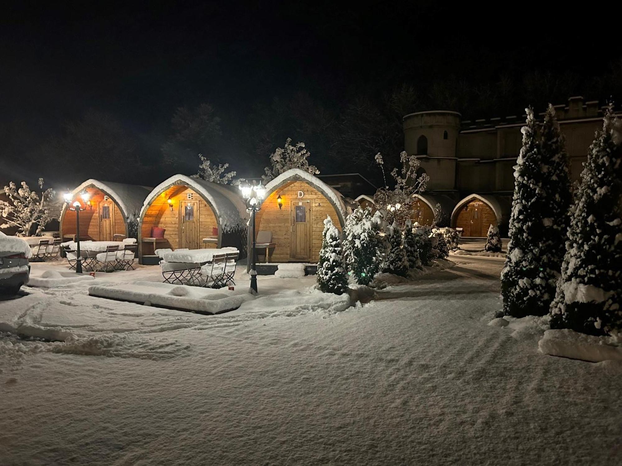 Inn-Side Adventure Cabins Haiming Exterior photo